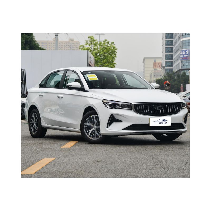 Geely Emgrand Intelligent Sedan 1.5L 1.8L Carro a gasolina com teto solar garantido